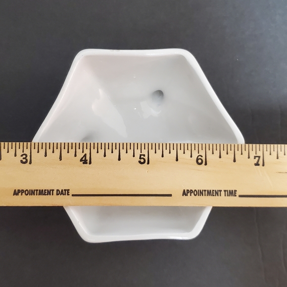 Vintage Porcelain Footed Lidded Bowl - Picture 10 of 10